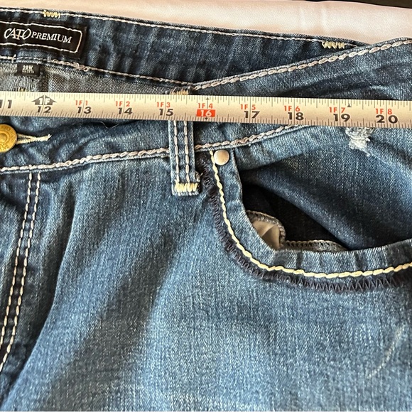 Cato Premium Slightly Distressed Jeans - Picture 3 of 5